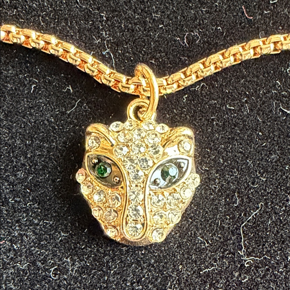 Elegant Effy 24” Gold Charm Necklace with 12 gold pendant charms. New in box. - Picture 3 of 16